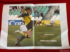 Colecionismo desportivo: DOBLE POSTER ATLETICO MADRID GOLAZO FERNANDO TORRES BETIS Y CARTEL VILLARREAL